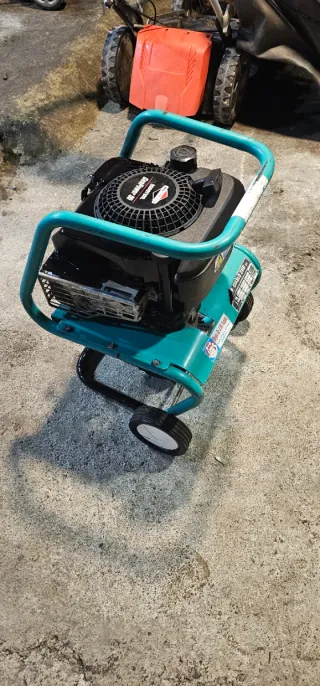 Generador 2400W Briggs & Stratton 5.5 CV