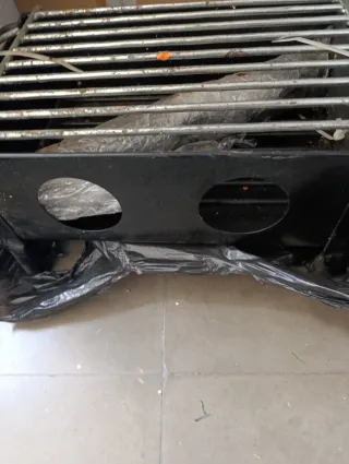 Barbacoa metálica negra