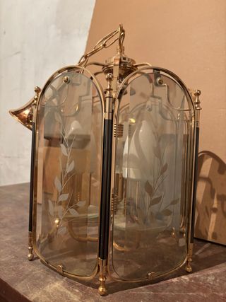 Lámpara de techo de cristal y metal dorado