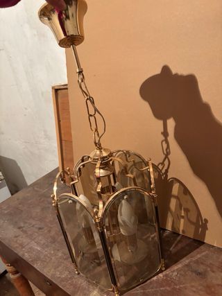 Lámpara de techo de cristal y metal dorado