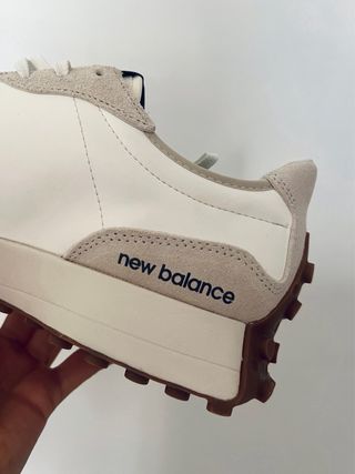 Zapatillas New Balance 327 Beige/Azul Marino