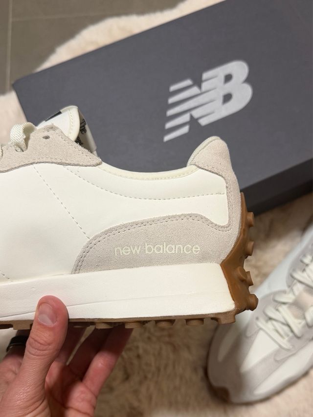 Sneakers New Balance 327 Beige/Blu Marina