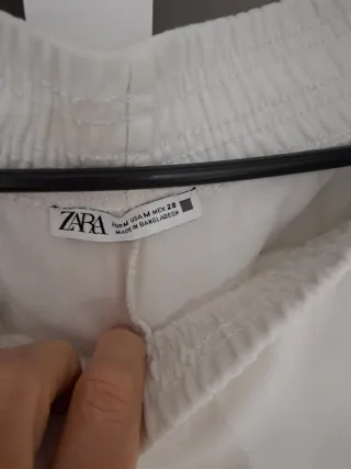 Pantalones Zara