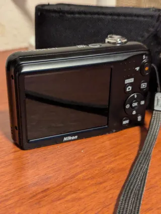 Cámara Nikon Coolpix L31 Negra NO NEGOCIABLE