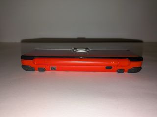 Nintendo New 2DS Pokeball Edition