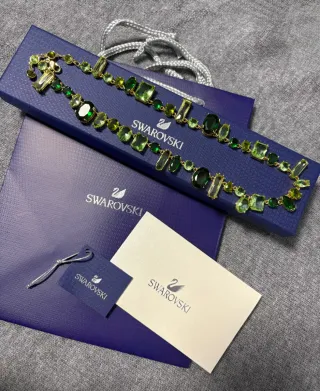 Collar Swarovski Verde