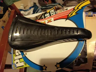 Sillín BMX Aeroyal Negro