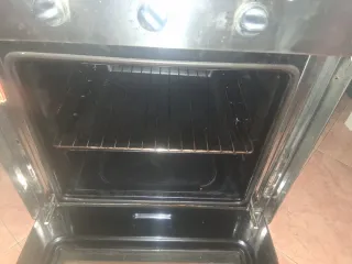 Horno y campana extractora campana mide 90x50