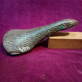 Sella Bassano Vuelta R531 manganese