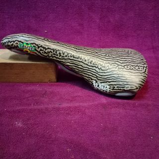 Sella Bassano Vuelta R531 manganese