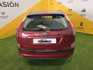 Ford Focus 1.6 ÚNICO  PROPIETARIO AÑO 2005