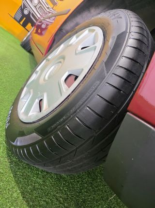 Ford Focus 1.6 ÚNICO  PROPIETARIO AÑO 2005