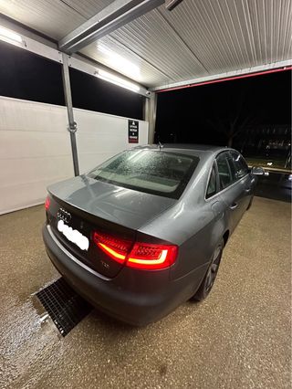 Audi A4 2.0TDi 177Ch Ambition