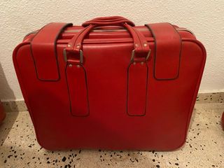 Conjunto de 3 maletas rojas años 70