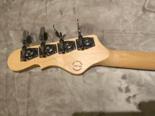 Bajo G&L Tribute L-2000. "Envío incluido"