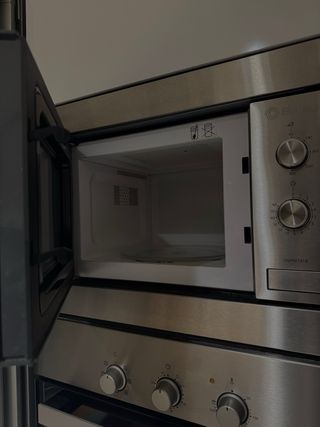 Horno y Microondas Balay Integrado