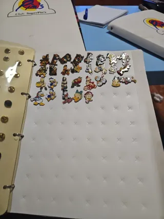 Pins Walt Disney Mickey y amigos