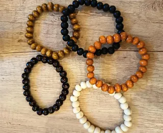 Set 5 Bracciali Perline Legno Marrone Bianco