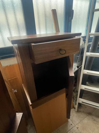 Comodino in legno 50x35x60