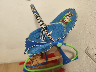 Hamaca bebé Fisher-Price c/móvil