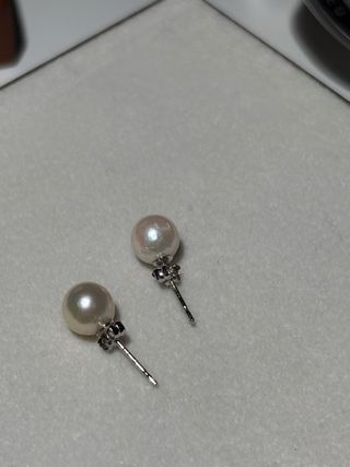 Pendientes Perlas Japonesas K18 Blanco