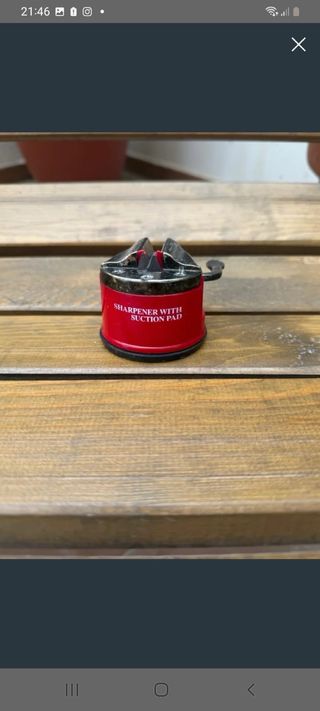 Afilador de cuchillos con ventosa