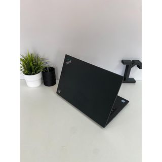 Portátil Lenovo T490 14" i7-8a 8Gb RAM 256Gb SSD