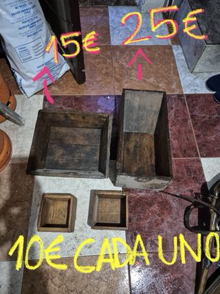 Herramientas y antigüedades varias