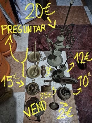 Herramientas y antigüedades varias