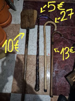 Herramientas y antigüedades varias