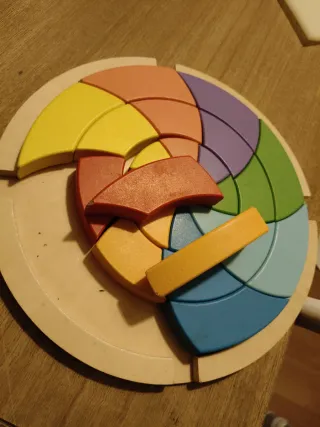 Juguete de madera infantil arcoíris