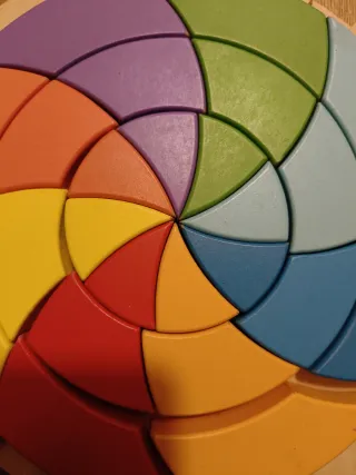 Juguete de madera infantil arcoíris