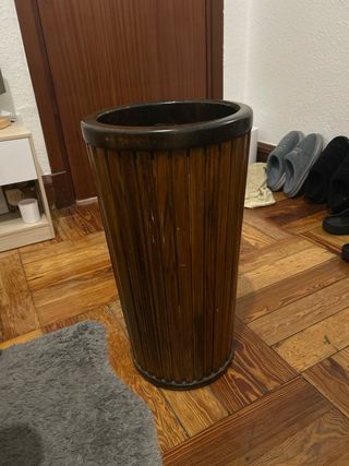 Paragüero de madera