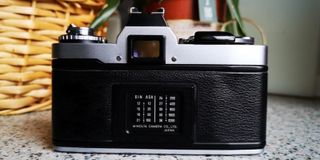 Minolta XD5 con objetivo 50mm f/1.7