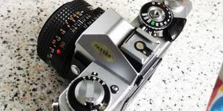 Minolta XD5 con objetivo 50mm f/1.7