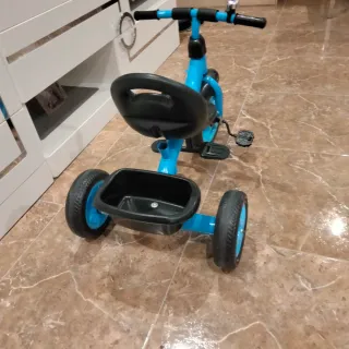 Triciclo infantil azul