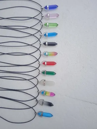 Collar Prisma Cristal Energía Cordón Cuero Unisex