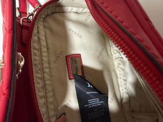 Bolso Guess Rojo Acolchado Cadena