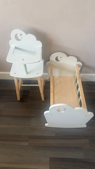 Cuna y trona de madera para muñecas