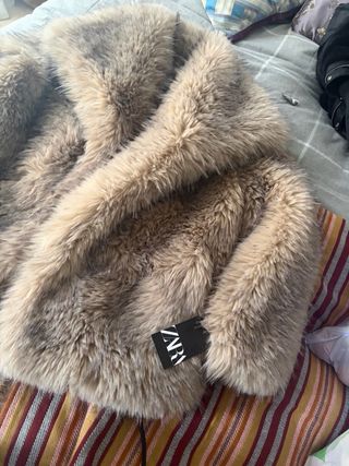 Abrigo de pelo Zara Talla M