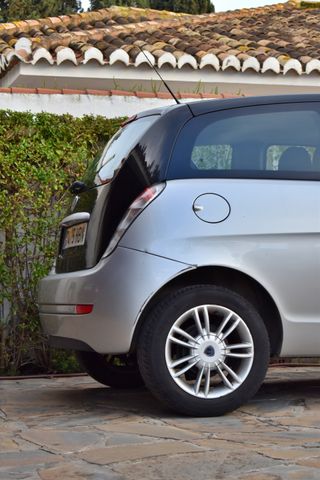 Lancia Ypsilon etiqueta B bajo consumo