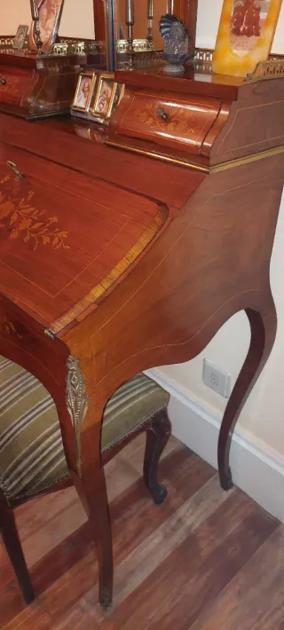 Mesa de juego plegable de madera