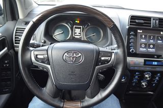 Toyota Land Cruiser+Todos los extras+Techo+