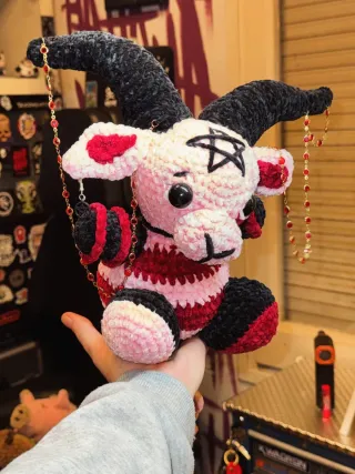 Amigurumi Miss Baphomet