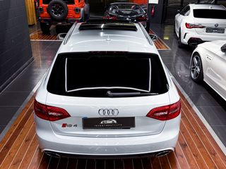 Audi RS4 Avant 4.2 FSI V8 450cv!!