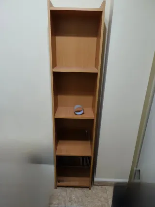 Estantería de madera 180X40