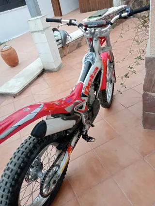 Moto de trial Beta 250 rev3 en buen estado
