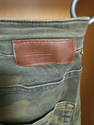 Pantalones vaqueros camuflaje