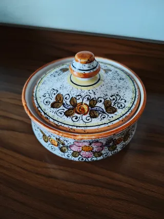 Scatola con coperchio ceramica Deruta Ricco Deruta