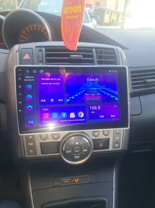 Toyota Corolla verso  2010